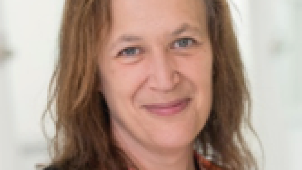 Headshot of Professor Cathy Merry