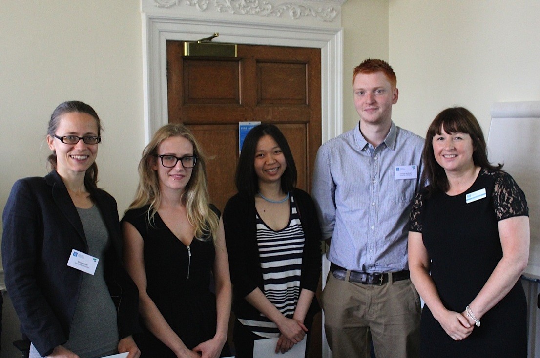 Dr Vicky Robinson with several of the students at the NC3Rs 2014 Summer School