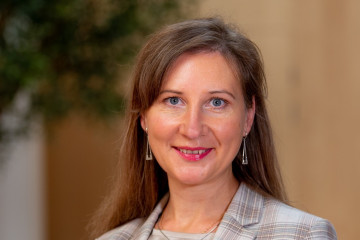 Dr Anna Krasnodembskaya